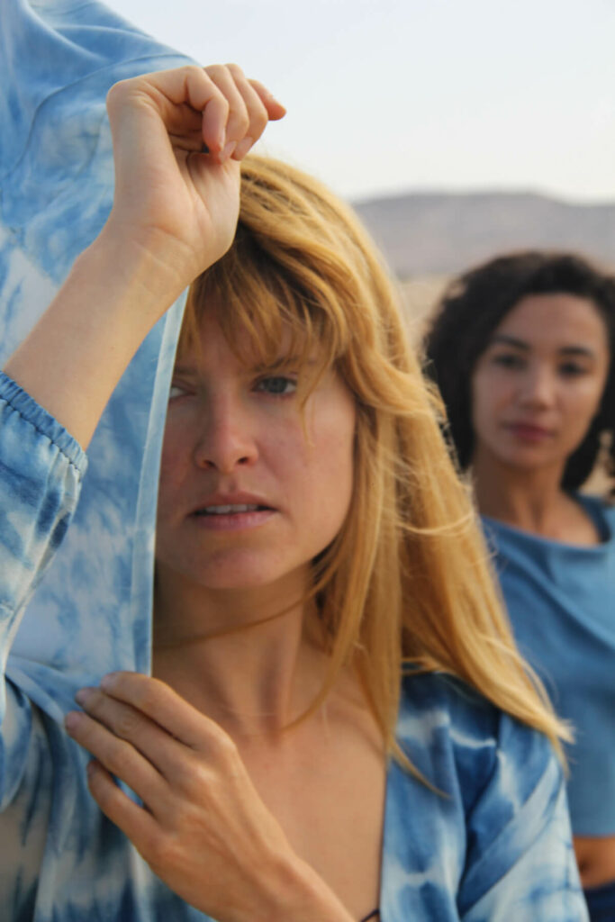 Collection Kosmic Blues indigo Robe Nila