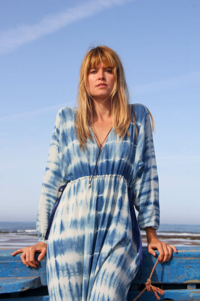 Collection Kosmic Blues indigo Robe Nila bateau
